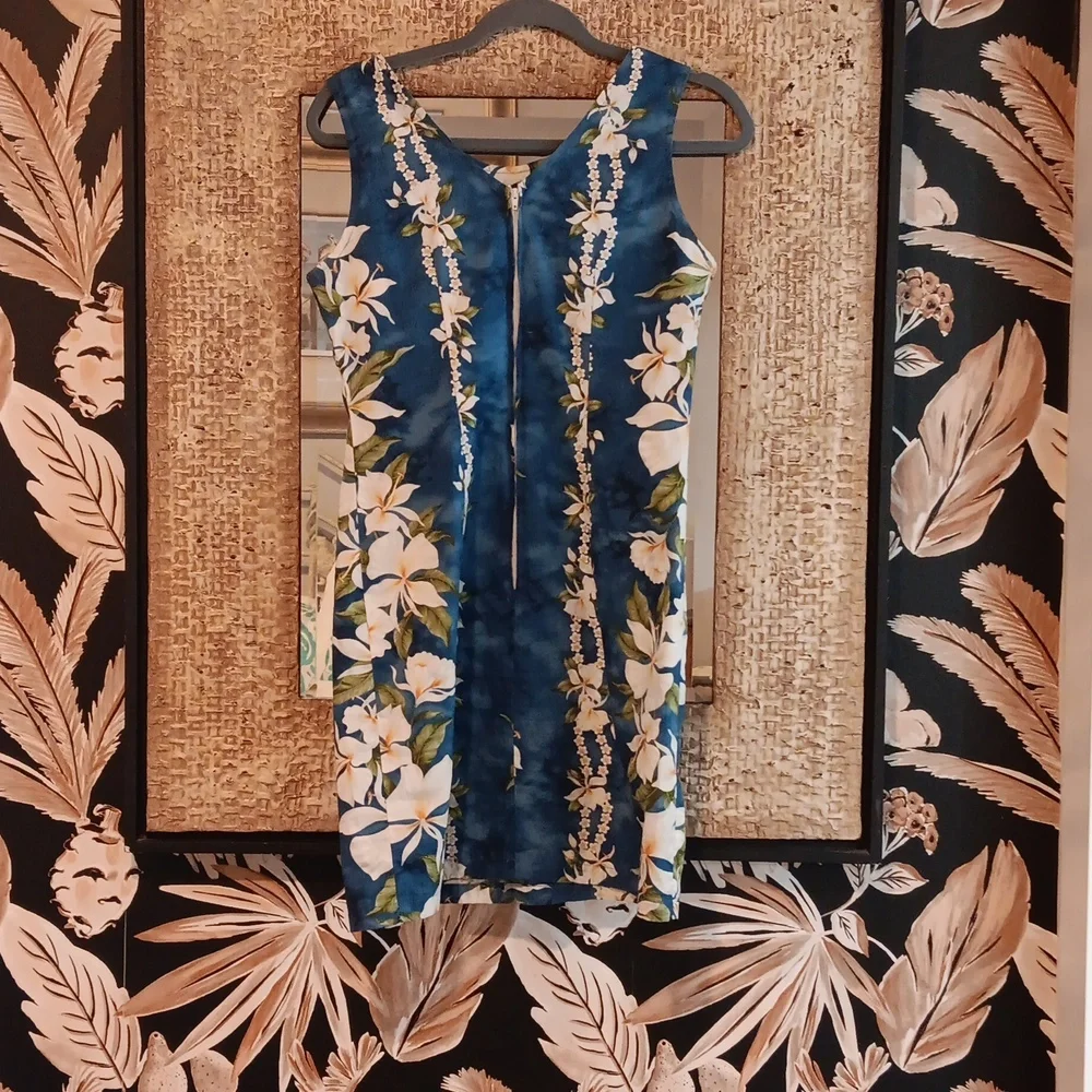 Vintage Dress from Hawaii - Picture 2 of 3